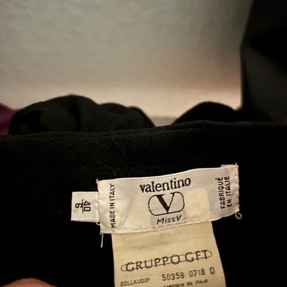 Vintage Valentino pencil skirt - Picture 3 of 3